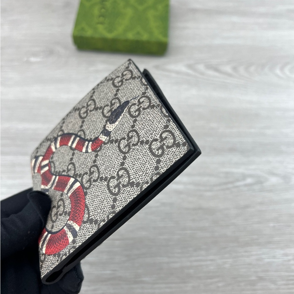 Gucci Wallets - Picture 5 of 9